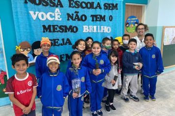 Foto - Dia da Árvore (21/09) – Mudas foram plantadas nas creches e escolas municipais