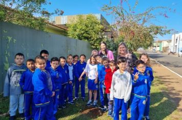 Foto - Dia da Árvore (21/09) – Mudas foram plantadas nas creches e escolas municipais