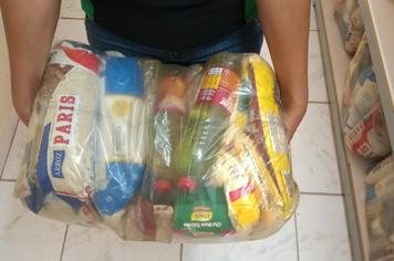 Assistência Social dá continuidade à entrega de cestas básicas nos CRAS