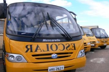 Arapoti recebe do Estado quatro Ã´nibus escolares