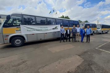 Educação adquire três novos ônibus para o Transporte Escolar