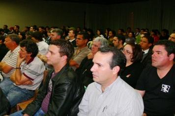 FÃ³rum discute meio empresarial no Ã¢mbito social