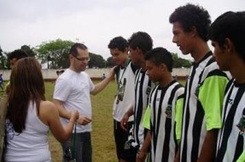 Equipe juvenil de Arapoti Ã© campeÃ£ de jogos regionais de futebol de campo