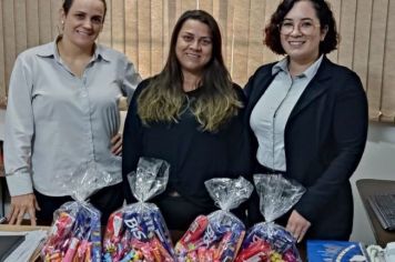 Projeto doa chocolates à Casa Lar