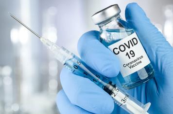 COVID-19 â?? Idosos de 89 e 88 anos serÃ£o os prÃ³ximos vacinados