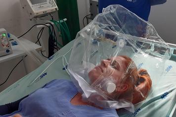 Hospital recebe seis capacetes de oxigenação para pacientes com Covid-19