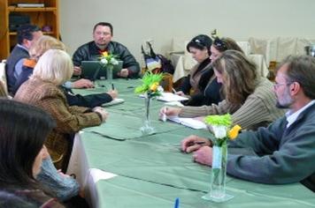 Arapoti recebe dirigentes da AMCG Cultura para reuniÃ£o