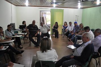 Arapoti sedia reuniÃ£o da AMCG pela primeira vez