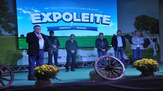 Prefeito Braz Rizzi participa da abertura da Expoleite