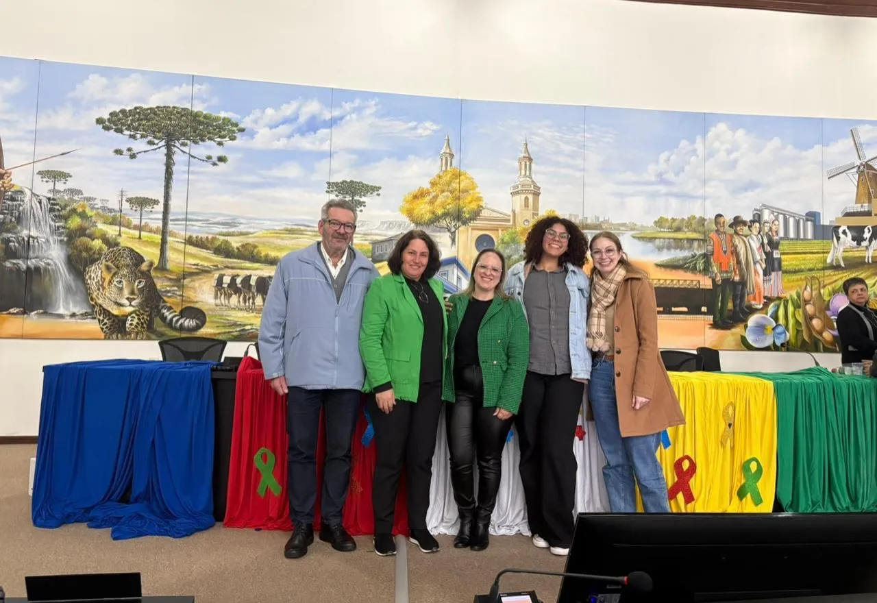 ARAPOTI PARTICIPA DE SEMINÁRIO SOBRE AUTISMO