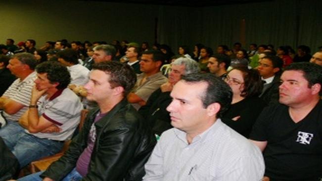 FÃ³rum discute meio empresarial no Ã¢mbito social