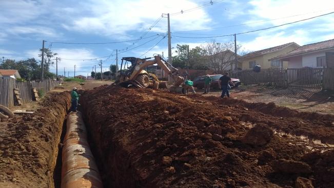 Prefeitura constrÃ³i duas galerias pluviais na Vila Santo AntÃ´nio