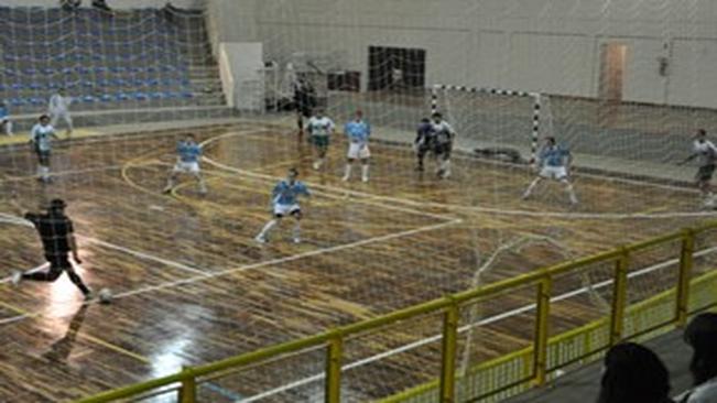 Transroni/Arruseg fica com o 3Â° lugar no Campeonato Municipal de Futsal