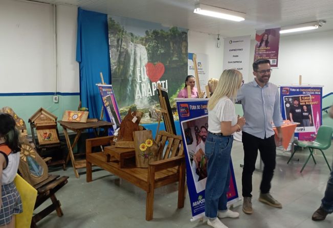 FEIRA DE EMPREENDEDORISMO DO COLÉGIO MEGA