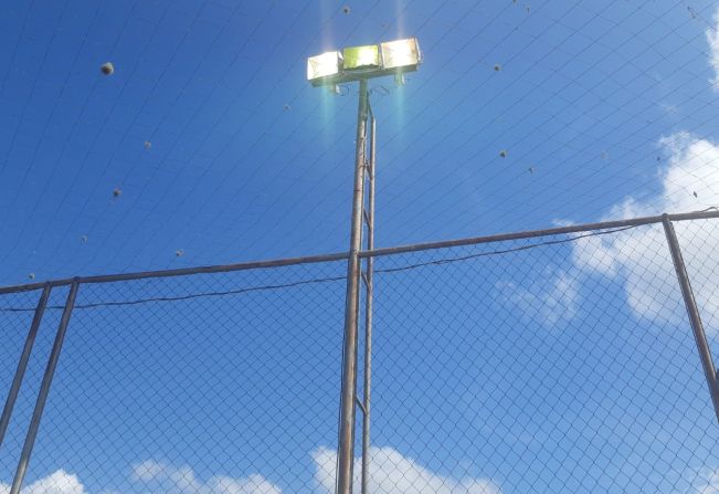 Quadra do Caratuva tem novo sistema de iluminação