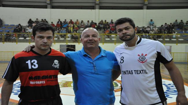 Campeonato de futsal une lazer e solidariedade