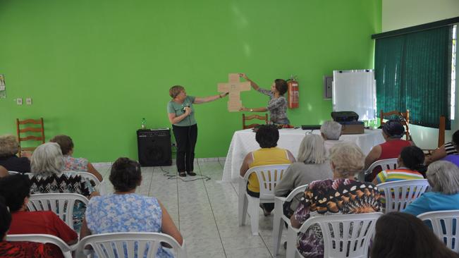 Grupo de idosos retoma os encontros