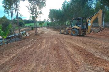 Agricultura realiza serviços para pequenos produtores do Km44